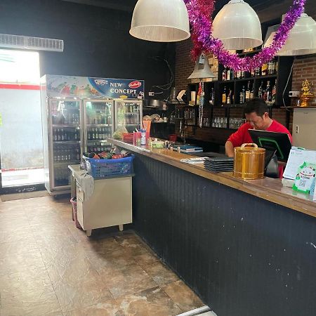 Happy Apple Guesthouse Pattaya Exterior foto